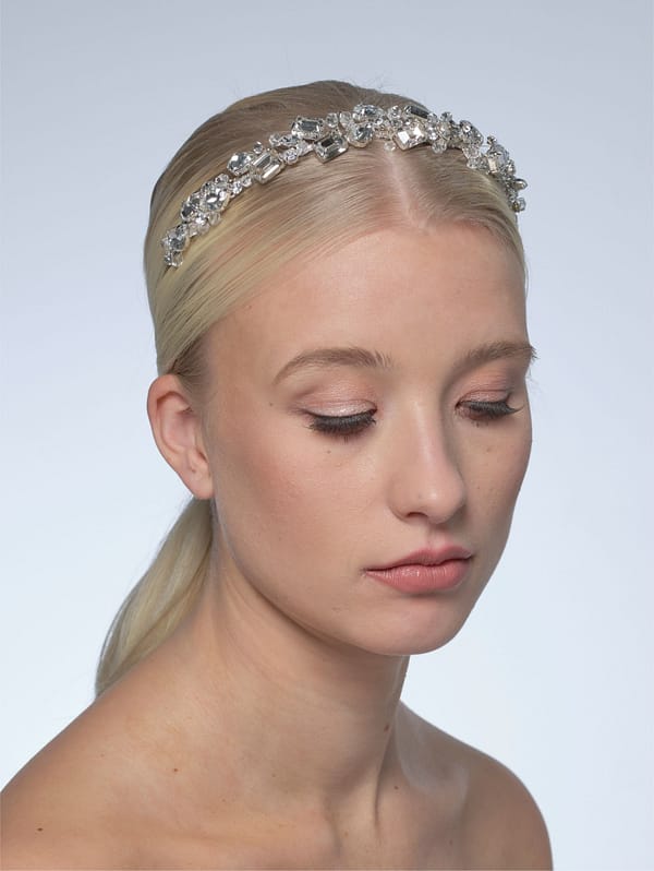 Νυφική στέκα | BB-7611 Tiara Silver